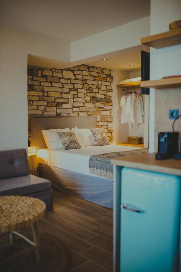 Peri Elxis Luxury Suites Mouresi Exterior photo
