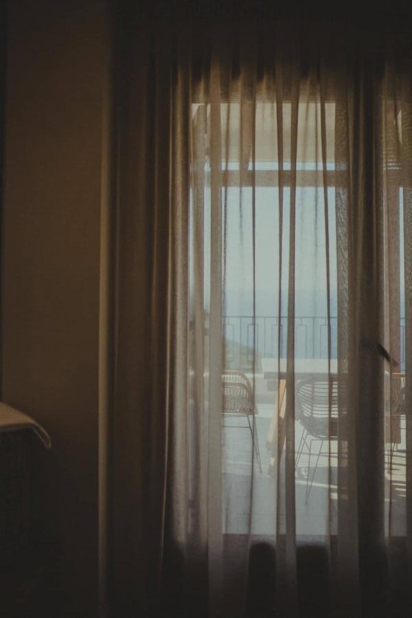 Peri Elxis Luxury Suites Mouresi Exterior photo