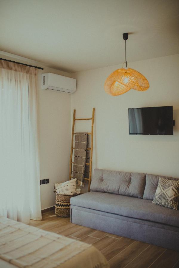 Peri Elxis Luxury Suites Mouresi Exterior photo