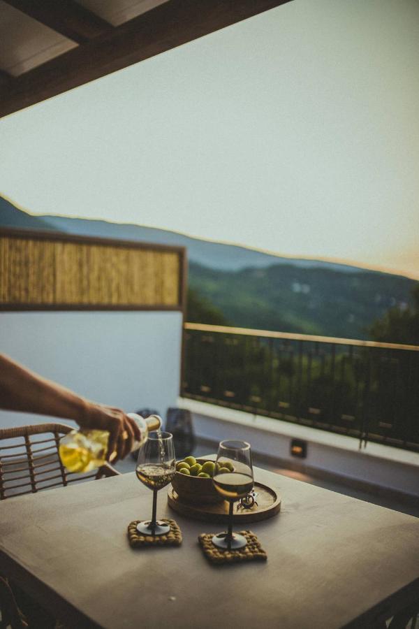 Peri Elxis Luxury Suites Mouresi Exterior photo